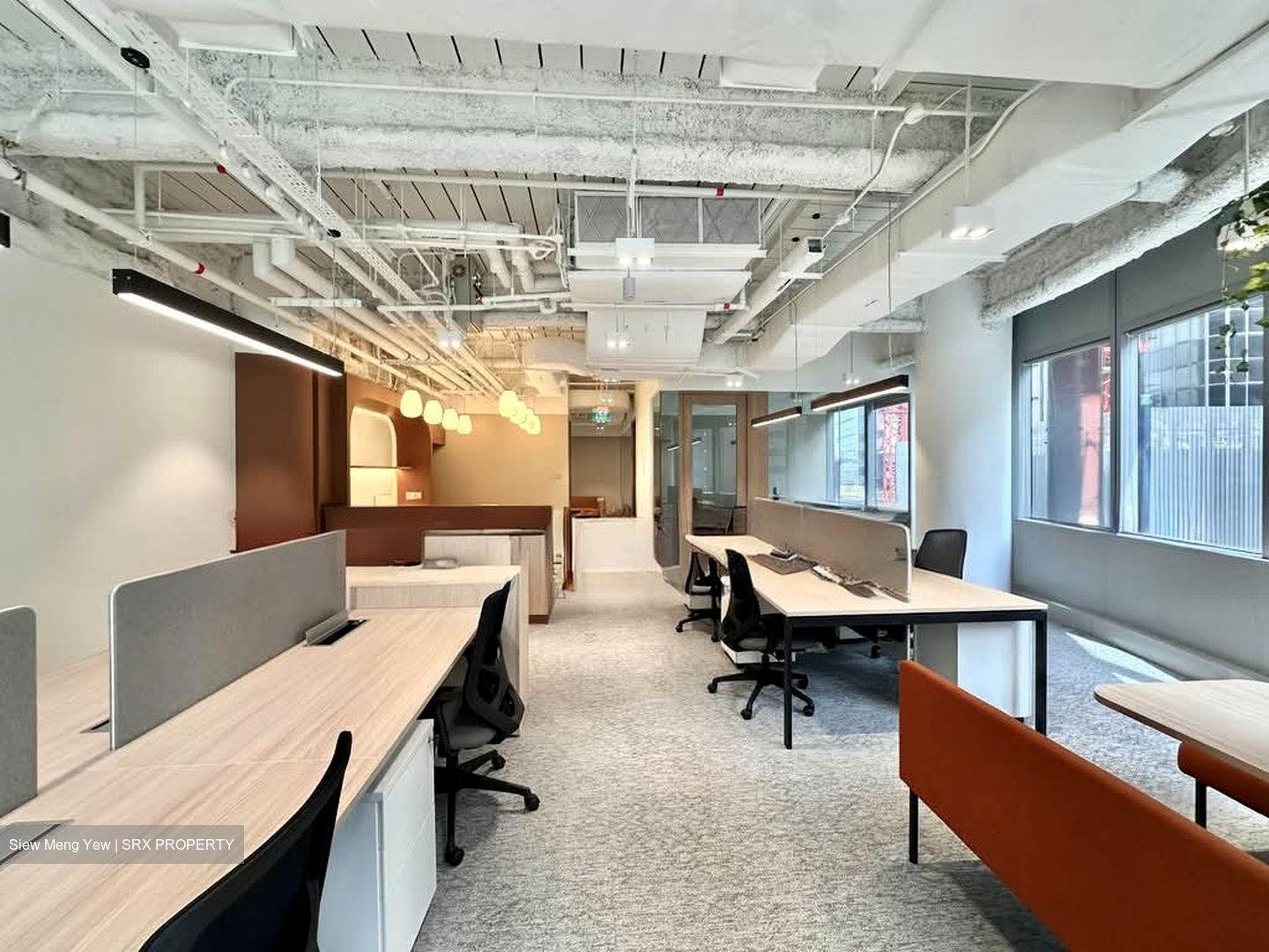 Chevron House (D1), Office #543689111